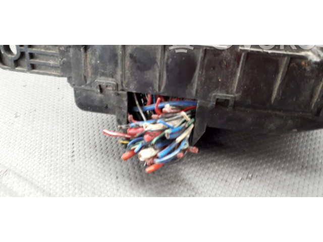 Pojistková skříňka 91211-29000 Hyunda Lantra I 1992