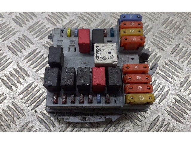   Pojistková skříňka 51804118   Fiat Croma 2006