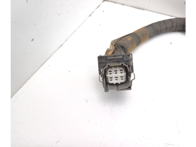 Vstřikovač 2325031030, 8212730040A Lexus GS 300 350 430 450H 8559517