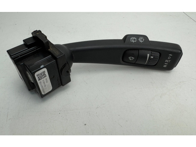 Ручка стеклоочистителей 31264169   Volvo V70