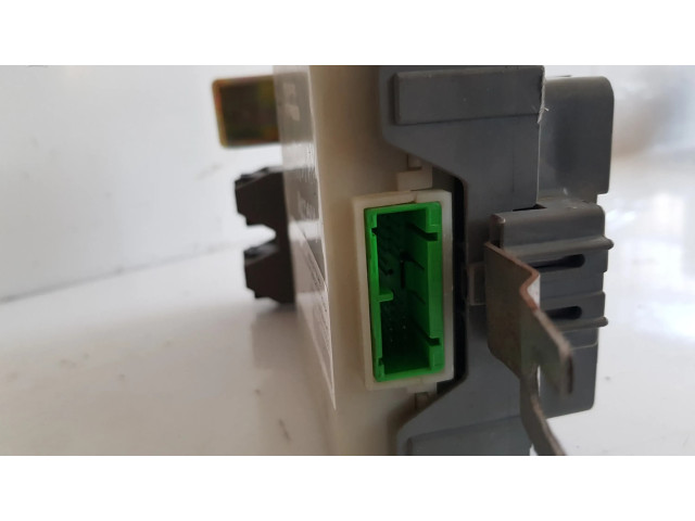 Блок предохранителей 3821AS1AG300 Honda Accord