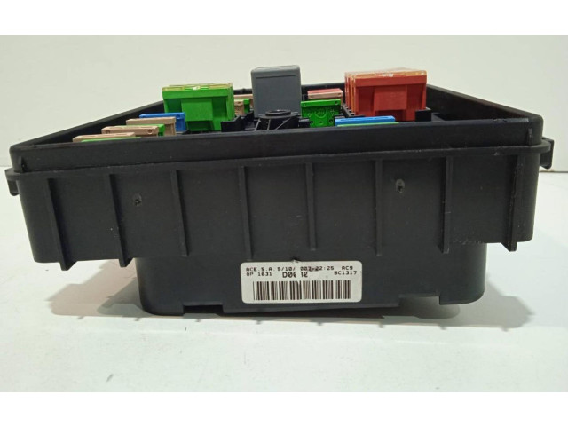   Pojistková skříňka 1K0937125A   Seat Altea 