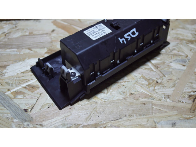 Дисплей 9677296480 Citroen DS4