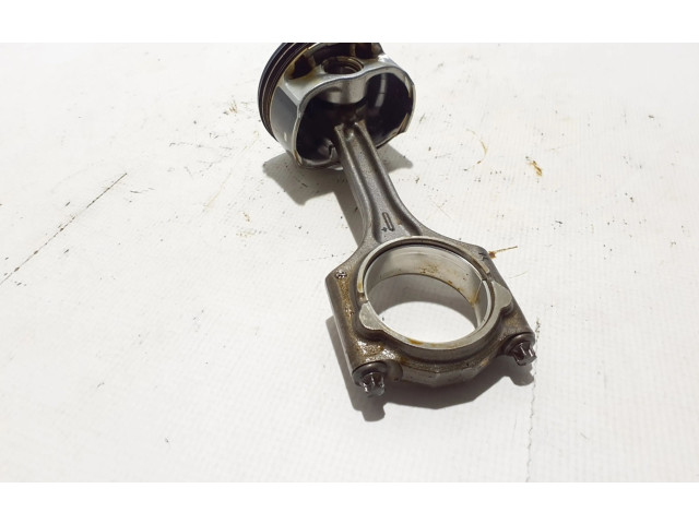 Píst 30750274   Volvo XC60    B 6324 S 