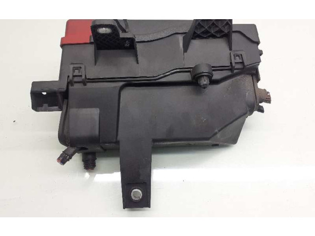 Блок предохранителей T4N11774, GX7314A067AA Jaguar XE