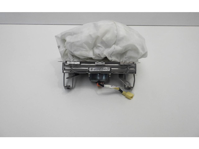 Замок багажника Suzuki Swace