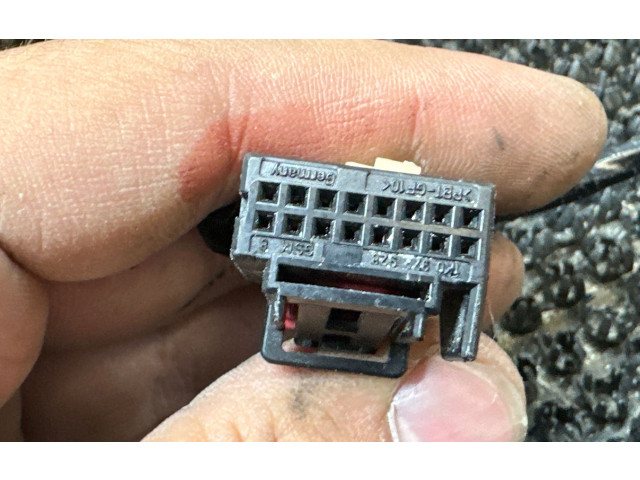 Zpětné zrcátko  Audi Q7 4L 2014  E1021006  