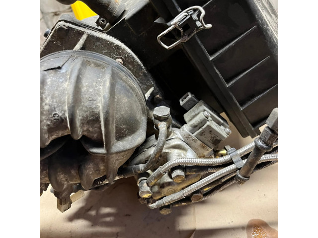 Vstřikovací lišta 026133353, 0438121011 Audi 100 200 5000 C3 pro benzínový motor 1.8