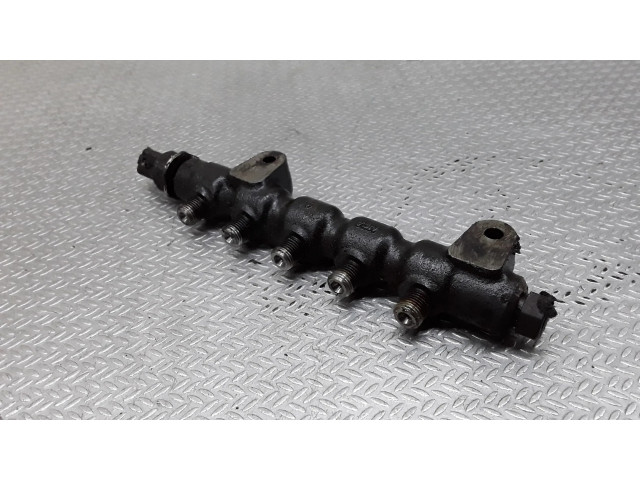 Топливная рампа 9654592680 Mazda 3 I 1.6