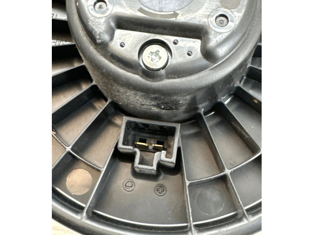 Вентилятор печки 2727000120 Mitsubishi Grandis