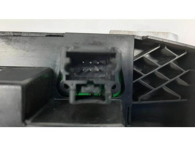 Дисплей       Citroen C2