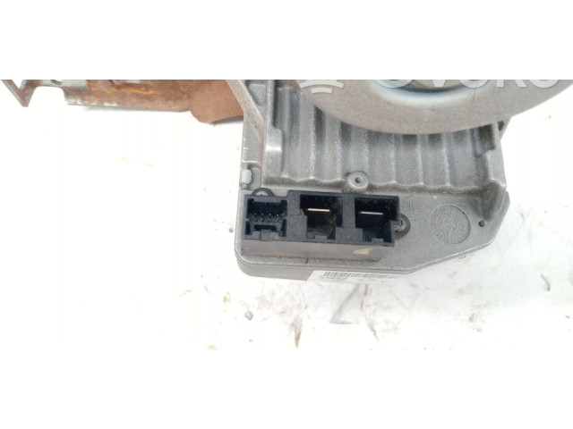 Руль Renault Clio III  2005 - 2012 года 8200826806      