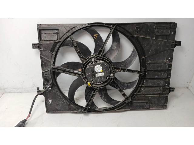 Вентилятор радиатора     2q0959455j    Audi A1 1.0