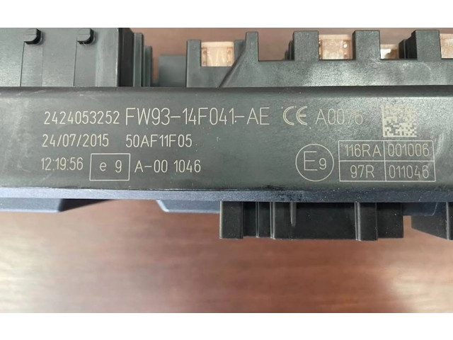 Блок предохранителей FW9314F041AE, 2000000399362 Jaguar XJ X351