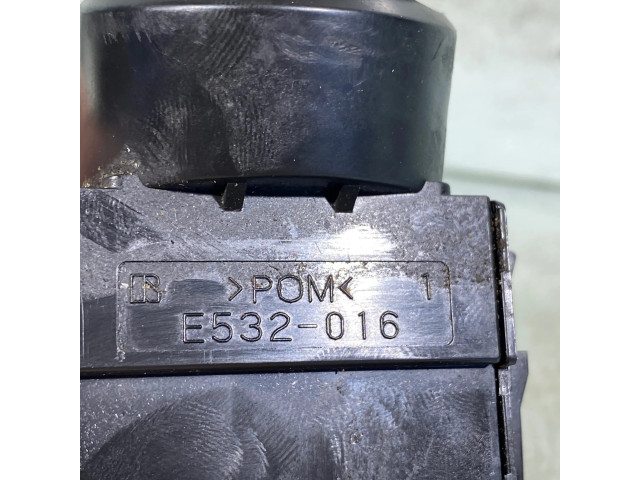 Ручка стеклоочистителей E532016 Mitsubishi L200