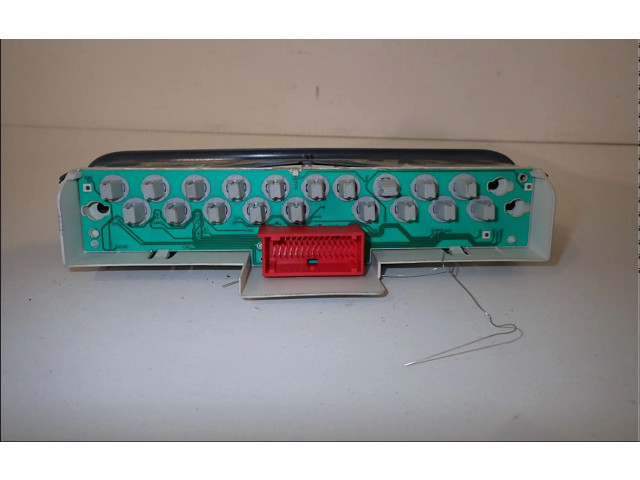 Дисплей    8200607906   Renault Twingo I