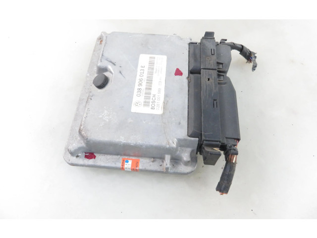 Řídící jednotka 0281001689, 038906013E Volkswagen Caddy 1999