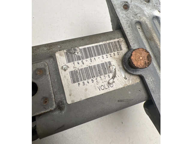    Рулевая рейка P9491778, T450102280   Volvo V70 2000 - 2004 года