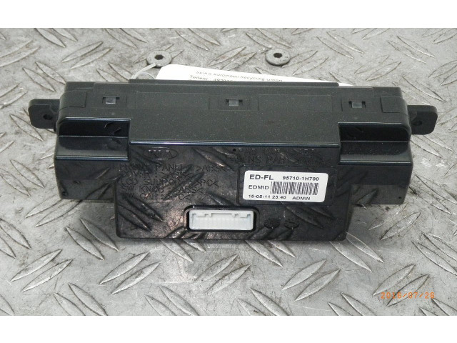 Дисплей    957101H700   KIA Pro Cee'd I