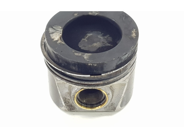 Píst 04L107065AM, 04L107065AM   Seat Ateca     