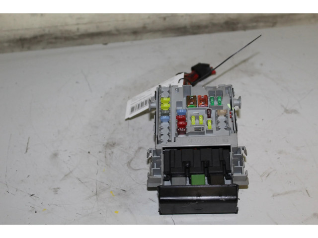 Pojistková skříňka Chevrolet Cruze 2009