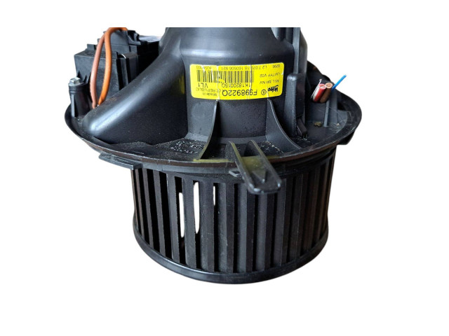 Вентилятор печки 1K1820015Q, F998922Q Volkswagen Caddy