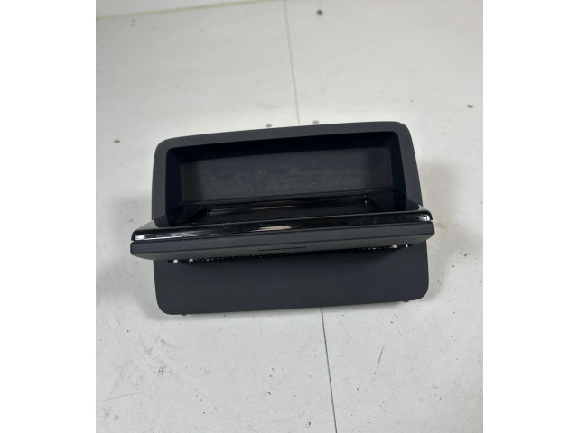 Дисплей    8UO857273   Audi Q3 8U