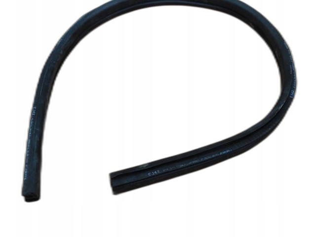 Уплотнительная резина (на багажник дверях) 839874 Ferrari F8 Spider 2019 - года