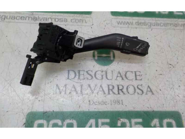 Ручка стеклоочистителей 1K0953519J9B9, 1K0953519J   Volkswagen Golf SportWagen