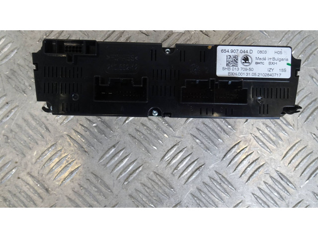 Блок управления климат-контролем 654907044D   Skoda Kamiq