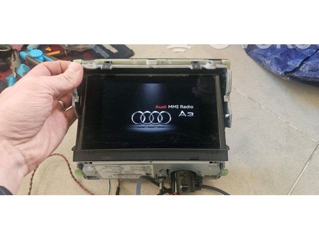 Дисплей    8V0857273M, 8V0919603C   Audi A3 S3 8V