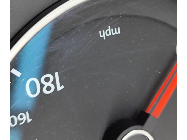 Přístrojová deska Volkswagen Touareg II 2016 7P6920983G, 0263677157