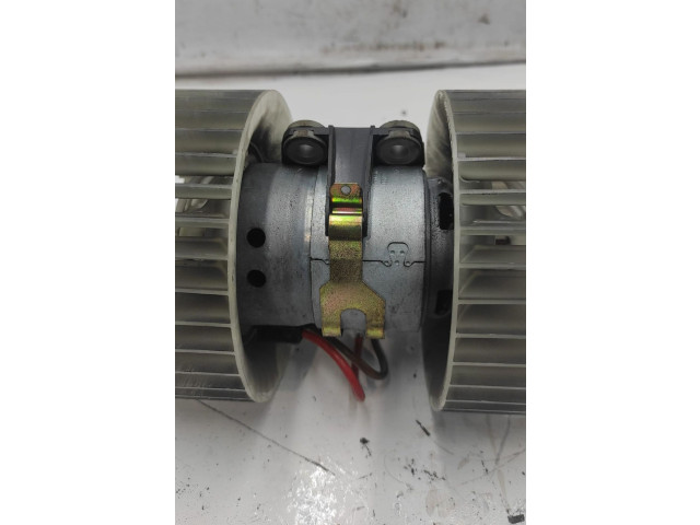 Вентилятор печки       BMW X3 E83