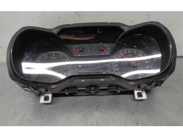 Панель приборов 9831102480   Opel Combo E       