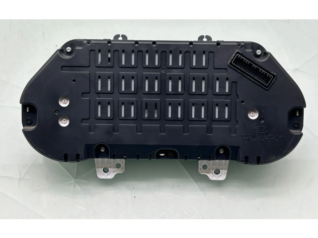 Панель приборов 94013-C5672, 15105008   KIA Sorento       