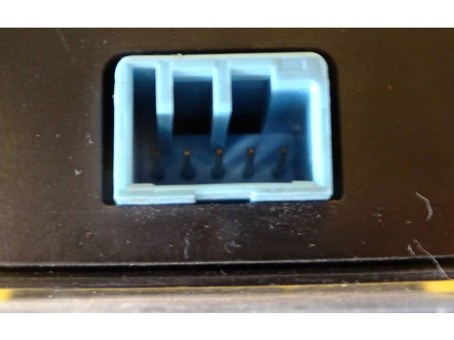 Блок управления иммобилайзера 9472725, 151300-8051   Volvo V70