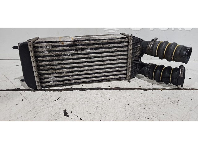 Интеркулер Citroen C3 Picasso