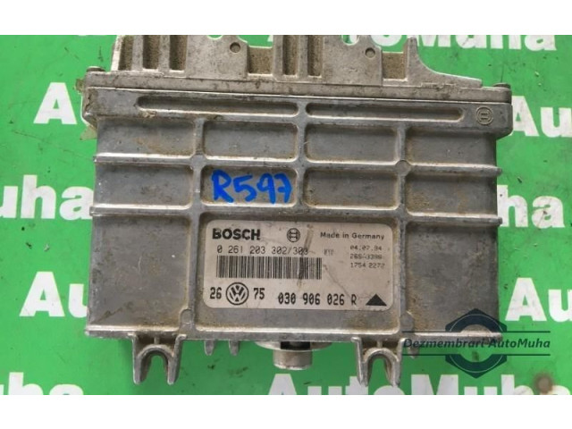 Блок управления двигателем Блок управления 0261203302, 0261203303 Volkswagen Golf III