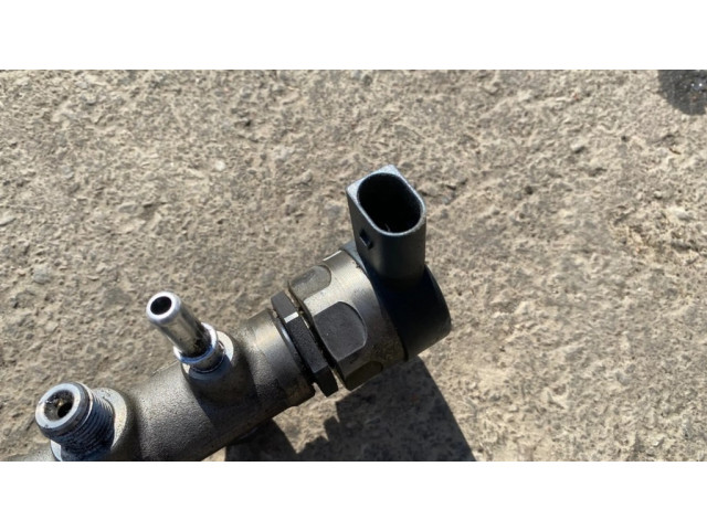 Vstřikovací lišta 8571569, 0445216051   BMW 7 G11 G12  pro naftový motor 3.0 B57 