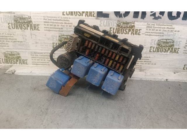 Pojistková skříňka 243802S700 Nissan Navara D22 2001