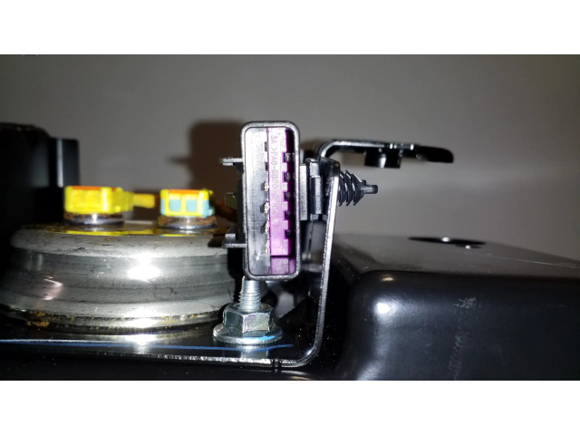 Подушка безопасности пассажира 68156074AE Jeep Cherokee