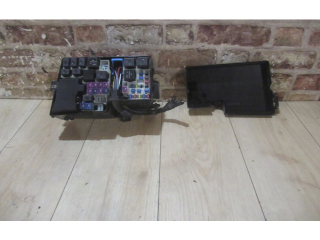 Pojistková skříňka Mazda CX-7 2011