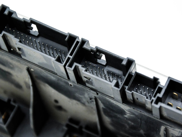 Pojistková skříňka A0205451932, 05045130 Mercede-Benz S W220 2002