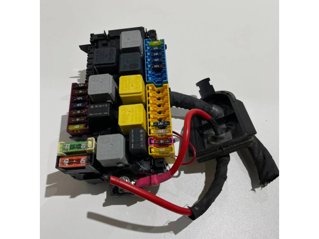 Блок предохранителей A1669063801 Mercedes-Benz ML W166