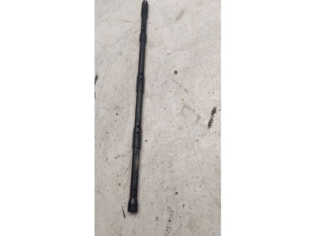 Топливная рампа 03g130085   Volkswagen PASSAT B6  