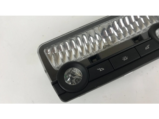 Фонарь освещения задних мест