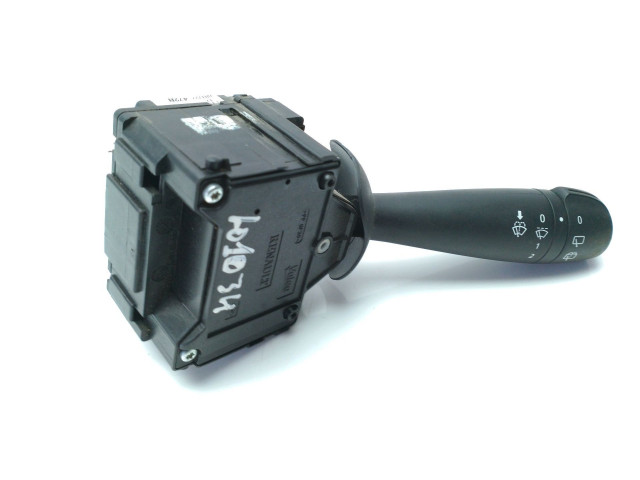 Ручка стеклоочистителей 8201168008, 681727472R Dacia Sandero II