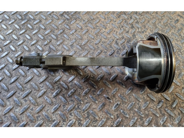 Поршень с шатуном Dodge RAM