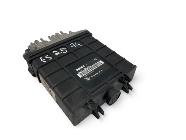 Блок управления двигателем ECU 1H0907311H, 0261200784 Volkswagen Golf III 1997