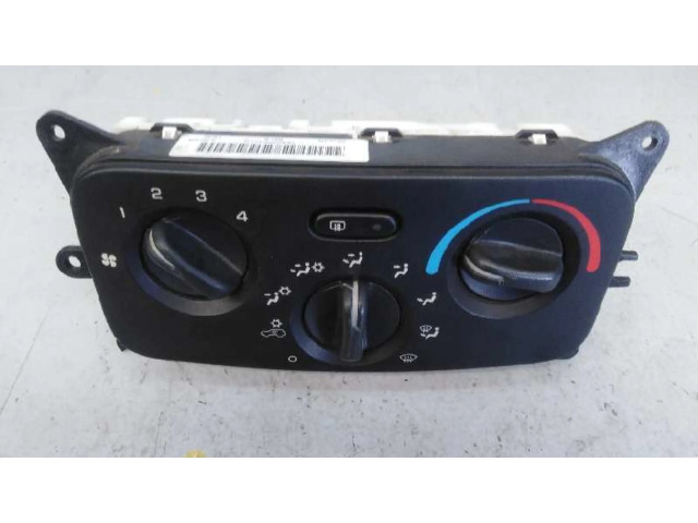 Блок управления климат-контролем 55037533AG, P55037533AD Jeep Cherokee III KJ